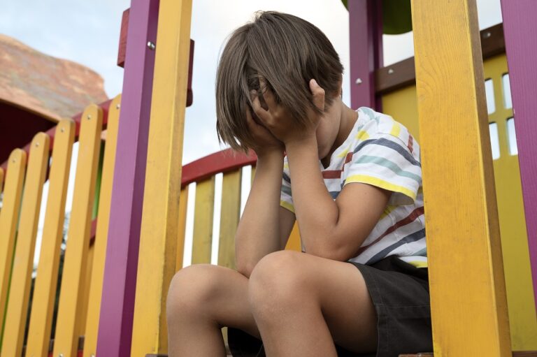 Abuso sexual y trauma complejo en infancias y adolescencias