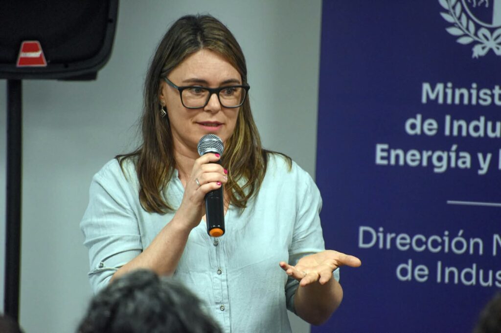 Con más de 250 inscriptos, iniciaron los cursos de FLACSO Uruguay y el MIEM sobre género 8 Imagen WhatsApp Image 2026 09 29 at 19.22.49 1